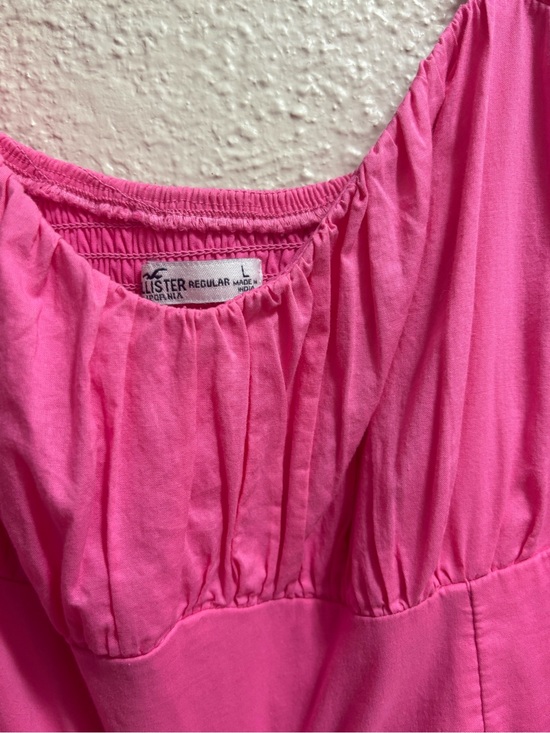 Hollister Dresses & Skirts - Hollister Bright Pink Off-Shoulder dress